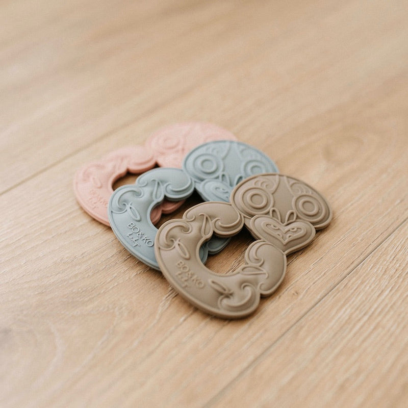BO&KO Tiki Teether Olive