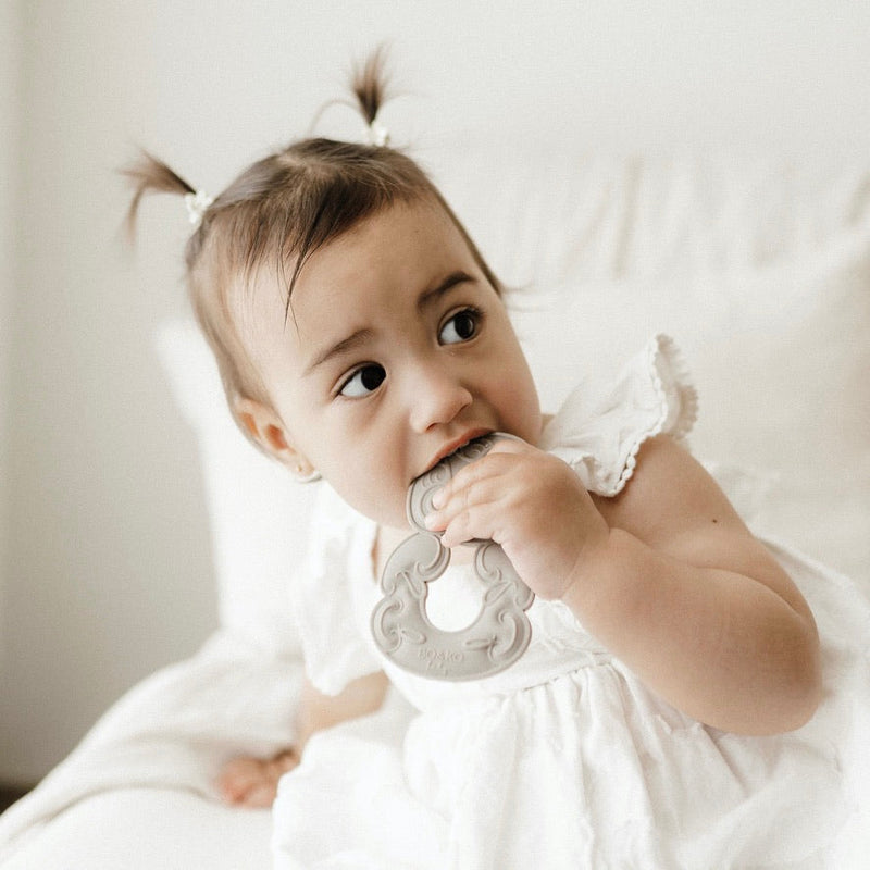 BO&KO Tiki Teether Olive