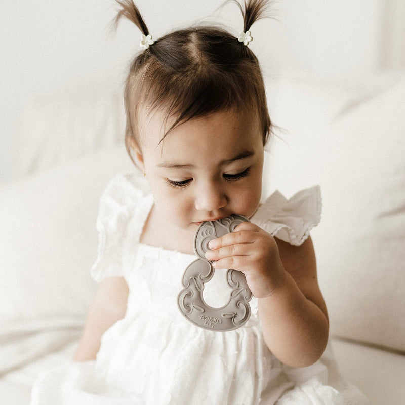 BO&KO Tiki Teether Olive